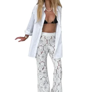 Pantaloni flare bianchi a vita alta in pizzo floreale – Estate 2025