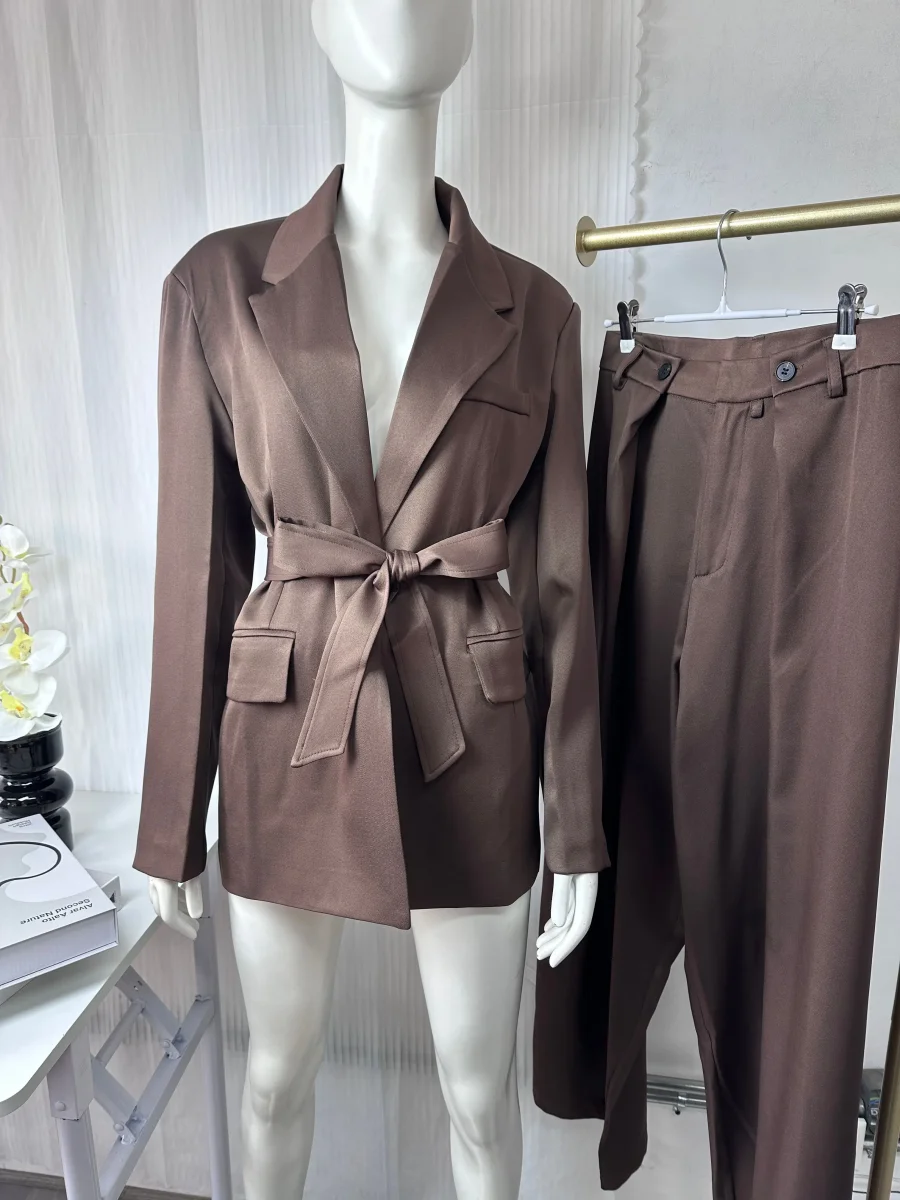 Completo donna ufficio ‒ blazer “shrug” + pantaloni lunghi dritti, stile elegante casual con cintura, perfetto - immagine 9