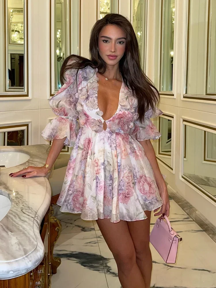 Vestito estivo mini chiffon floreale con scollatura profonda e maniche a palloncino – Abito da sera - immagine 3