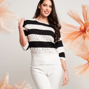 Maglia a righe con dettagli