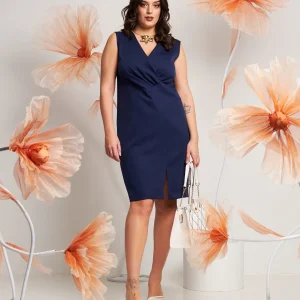 Tubino con drappeggio e spacco curvy